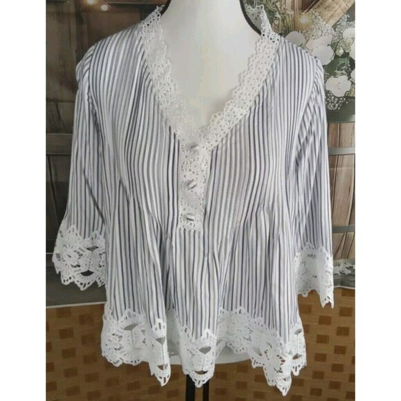 Chelsea & Theodore Blouse Petite PS Stripe Lace V Neck 3/4 Sleeve - Picture 1 of 11